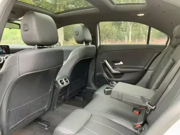 2022 Mercedes-Benz A-Класс с пробегом 50 000 км