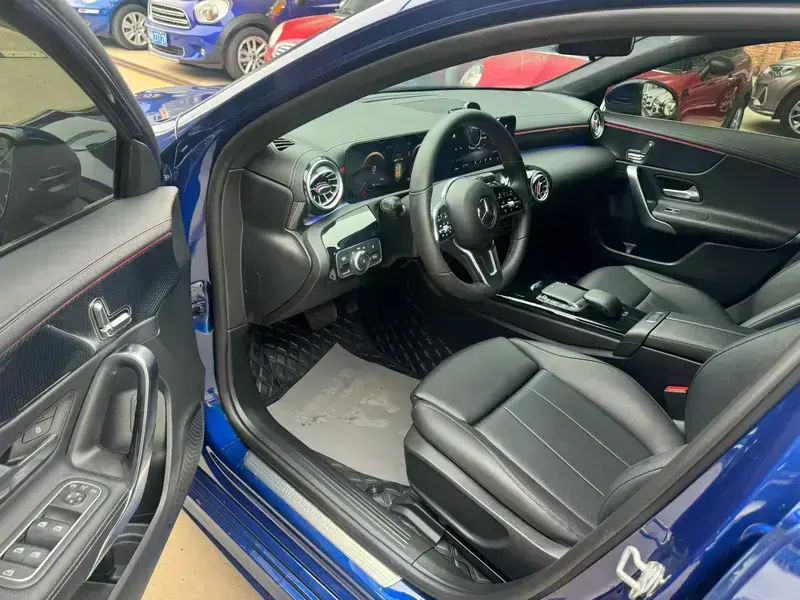 2022 Mercedes-Benz A-Класс с пробегом 22 000 км