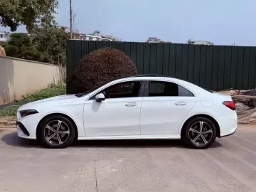 2024 Mercedes-Benz A-Класс с пробегом 16 000 км