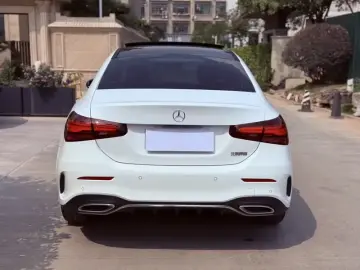2024 Mercedes-Benz A-Класс с пробегом 16 000 км