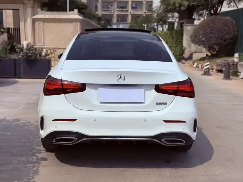 2024 Mercedes-Benz A-Класс с пробегом 16 000 км