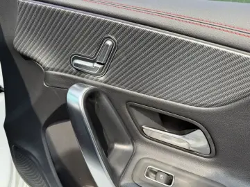 2024 Mercedes-Benz A-Класс с пробегом 16 000 км