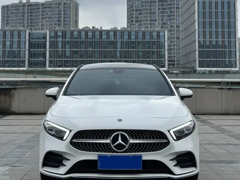 2021 Mercedes-Benz A-Класс с пробегом 67 000 км