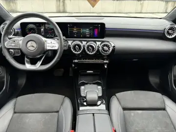2021 Mercedes-Benz A-Класс с пробегом 67 000 км