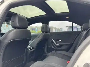 2021 Mercedes-Benz A-Класс с пробегом 67 000 км