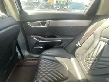 2019 FAW Bestune T99 с пробегом 40 000 км