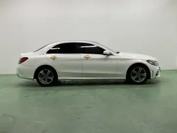2020 Mercedes-Benz C-Класс с пробегом 112 300 км