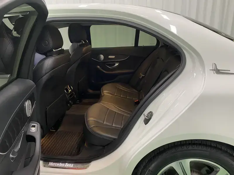 2020 Mercedes-Benz C-Класс с пробегом 112 300 км
