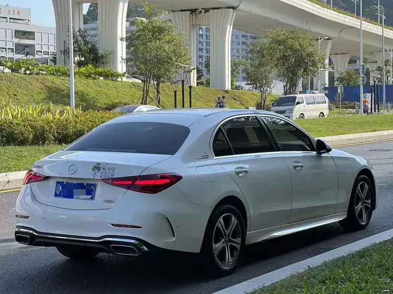 2022 Mercedes-Benz C-Класс с пробегом 30 000 км
