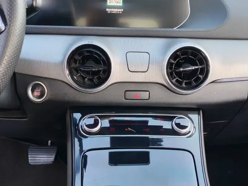 2021 Forthing T5 EVO с пробегом 92 000 км