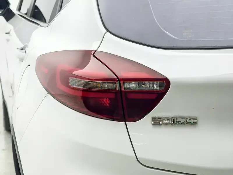 2020 Geely Emgrand с пробегом 38 100 км