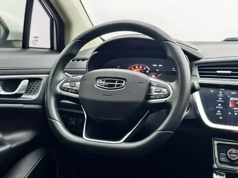 2020 Geely Emgrand с пробегом 38 100 км