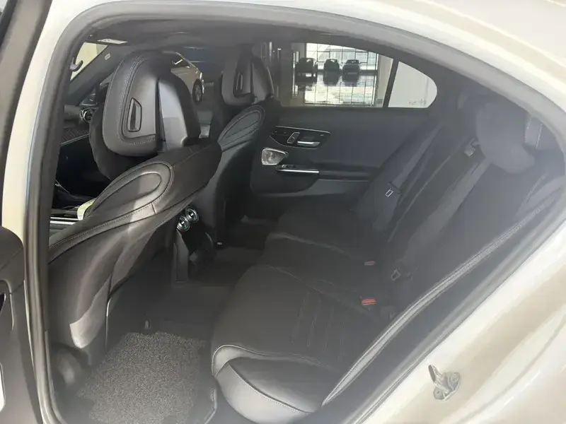 2023 Mercedes-Benz C-Класс с пробегом 25 000 км