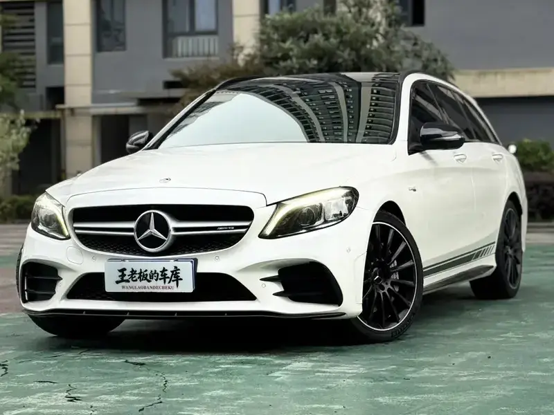 2019 Mercedes-Benz C-Класс AMG с пробегом 73 000 км