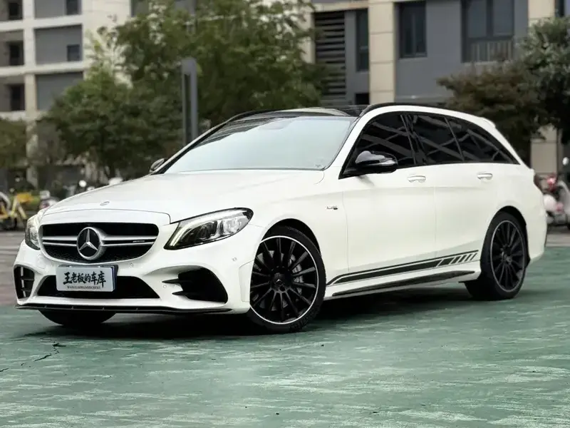 2019 Mercedes-Benz C-Класс AMG с пробегом 73 000 км