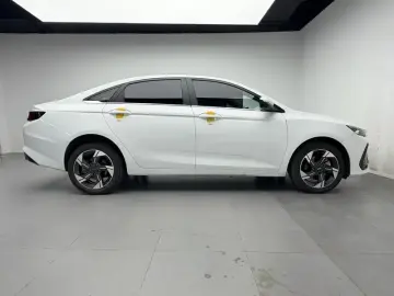 2022 Geely Emgrand L с пробегом 70 900 км