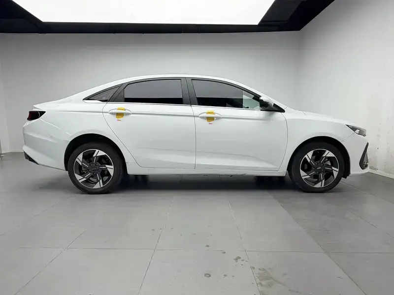 2022 Geely Emgrand L с пробегом 70 900 км
