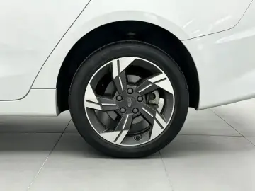 2022 Geely Emgrand L с пробегом 70 900 км