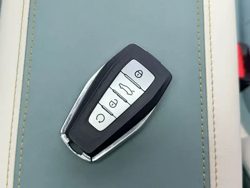 2022 Geely Emgrand L с пробегом 70 900 км