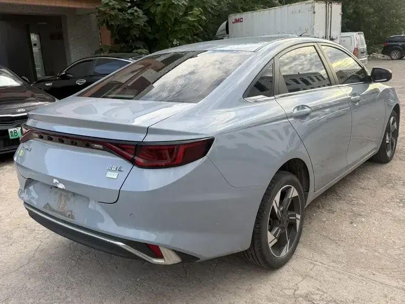 2022 Geely Emgrand L с пробегом 167 000 км