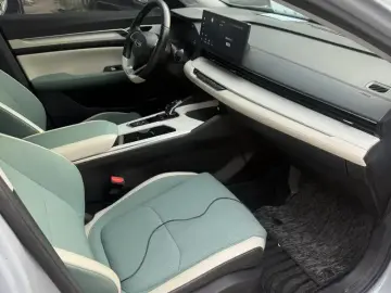 2022 Geely Emgrand L с пробегом 167 000 км