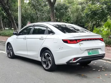 2022 Geely Emgrand L с пробегом 57 000 км