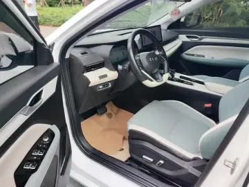 2022 Geely Emgrand L с пробегом 57 000 км