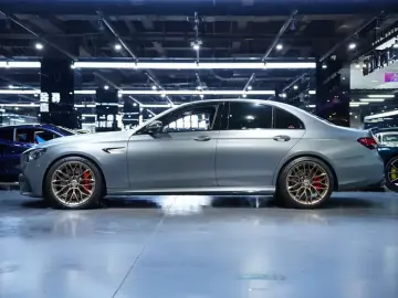 2021 Mercedes-Benz E-Класс AMG с пробегом 40 400 км