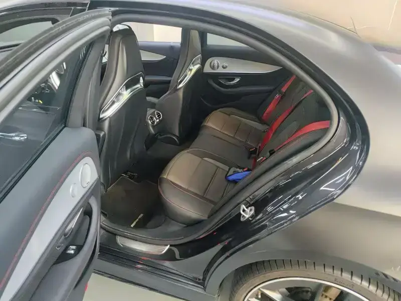 2021 Mercedes-Benz E-Класс AMG с пробегом 28 000 км