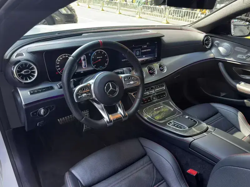 2019 Mercedes-Benz E-Класс AMG с пробегом 33 000 км