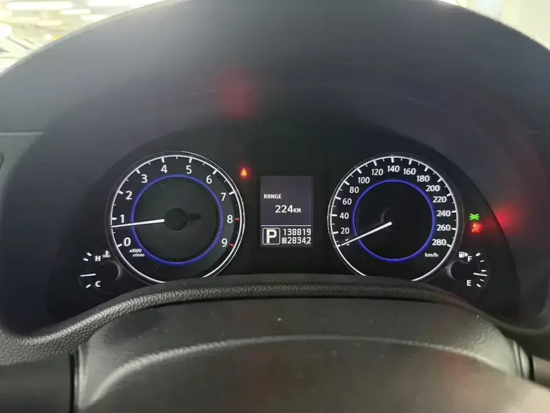 2010 Infiniti G с пробегом 138 000 км