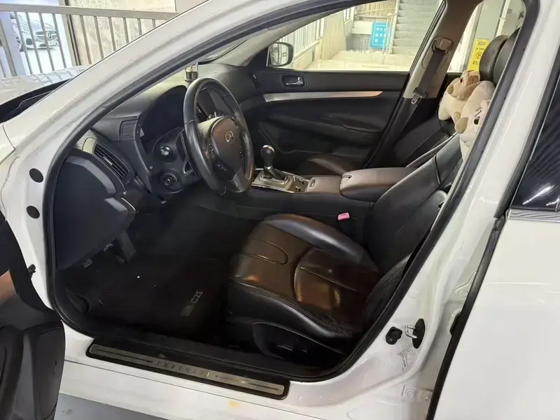 2010 Infiniti G с пробегом 138 000 км