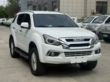 2019 Isuzu MU-X с пробегом 38 000 км