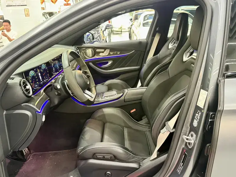 2021 Mercedes-Benz E-Класс AMG с пробегом 61 000 км