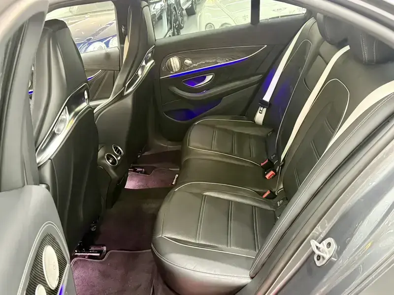 2021 Mercedes-Benz E-Класс AMG с пробегом 61 000 км