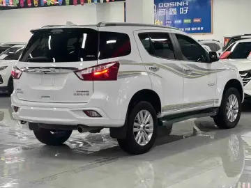 2022 Isuzu MU-X с пробегом 73 000 км