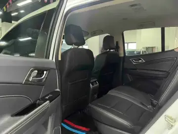 2022 Isuzu MU-X с пробегом 73 000 км