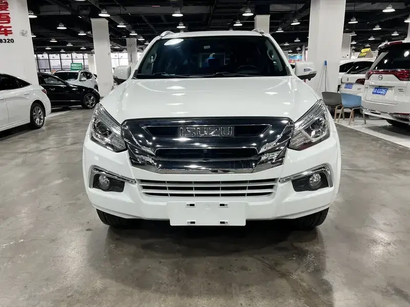 2019 Isuzu MU-X с пробегом 86 000 км