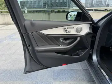 2022 Mercedes-Benz E-Класс AMG с пробегом 23 000 км