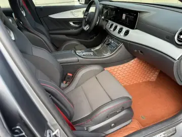 2022 Mercedes-Benz E-Класс AMG с пробегом 23 000 км