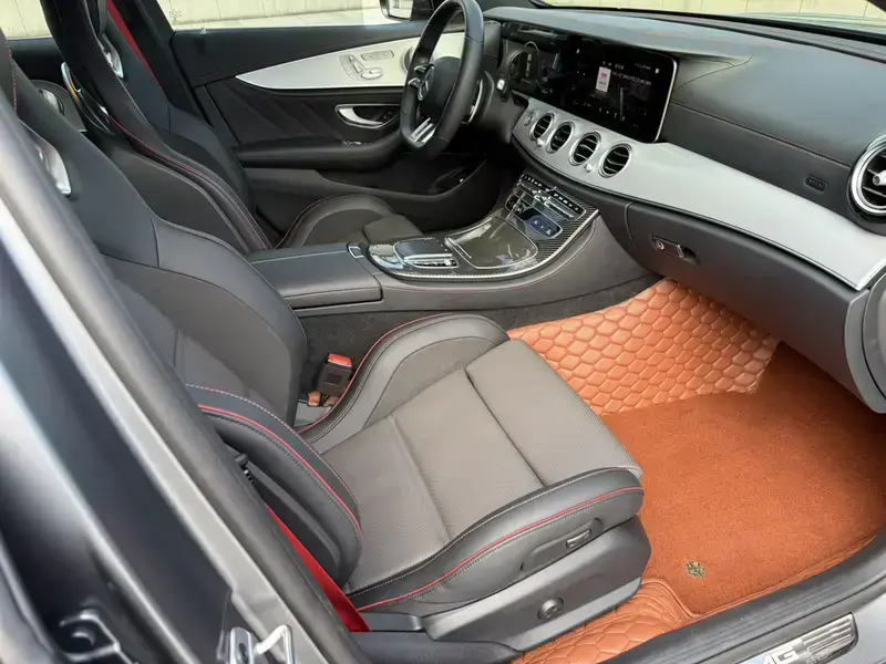 2022 Mercedes-Benz E-Класс AMG с пробегом 23 000 км
