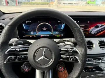 2022 Mercedes-Benz E-Класс AMG с пробегом 23 000 км
