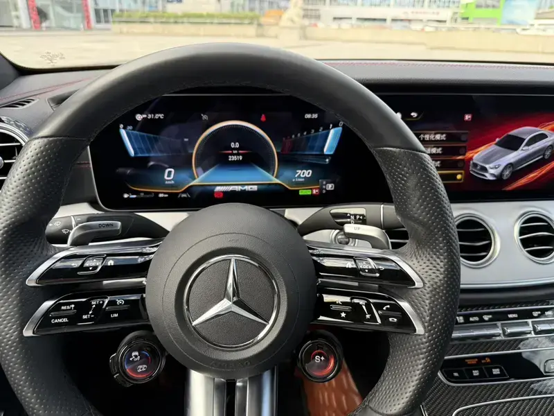2022 Mercedes-Benz E-Класс AMG с пробегом 23 000 км