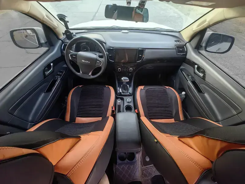 2019 Isuzu MU-X с пробегом 110 000 км