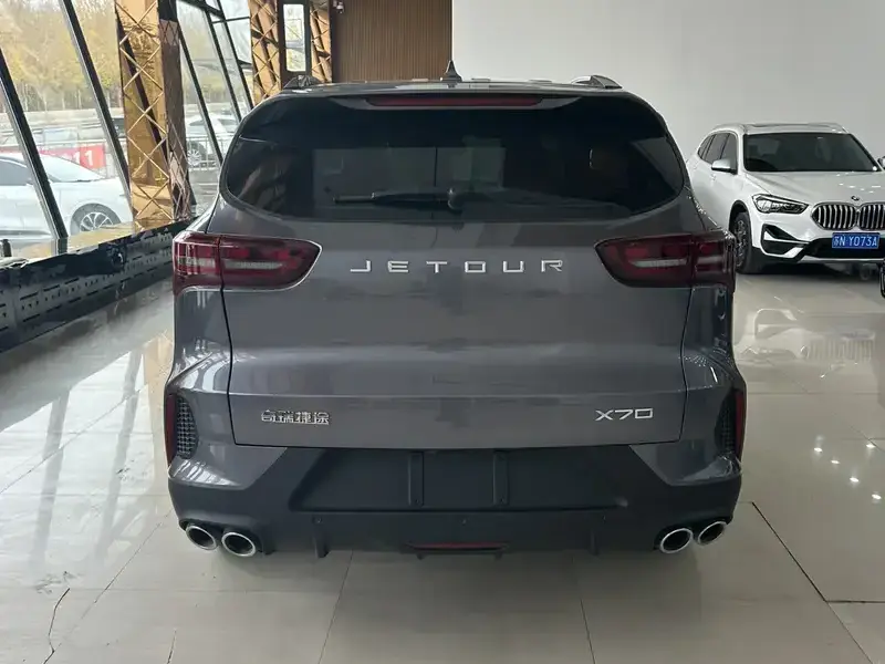 2023 JETOUR X70+ с пробегом 8 800 км