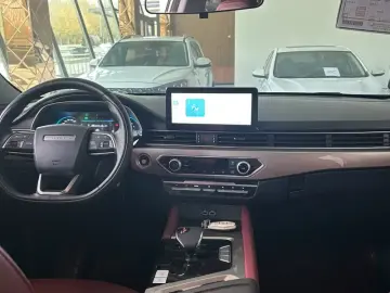 2023 JETOUR X70+ с пробегом 8 800 км