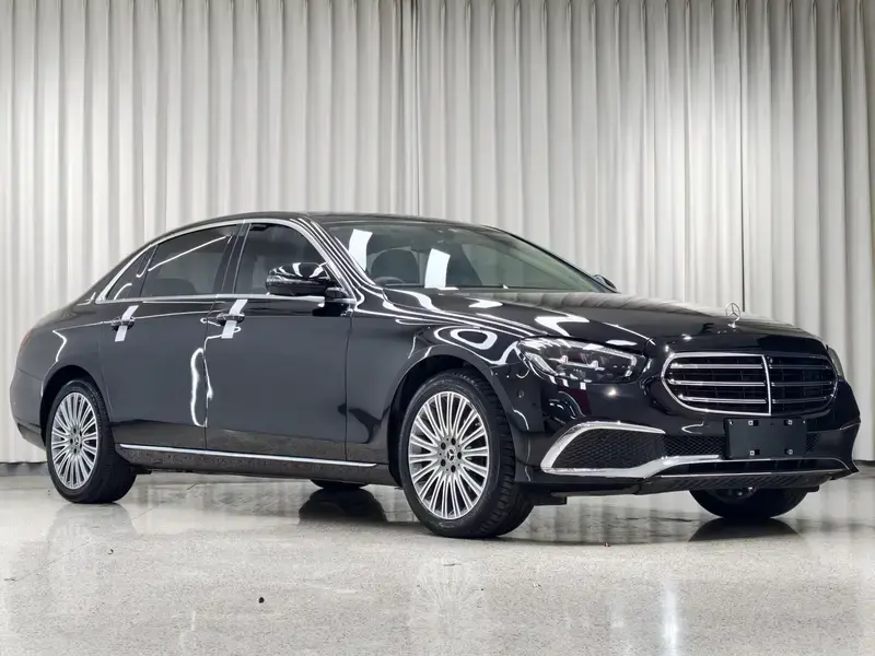 2023 Mercedes-Benz E-Класс с пробегом 83 000 км