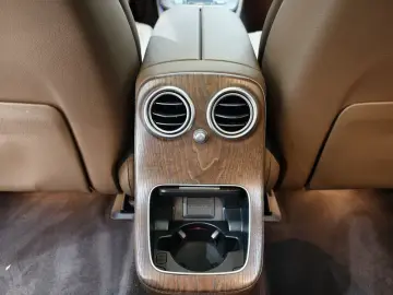 2023 Mercedes-Benz E-Класс с пробегом 83 000 км