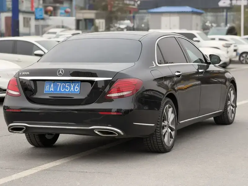 2019 Mercedes-Benz E-Класс с пробегом 80 000 км