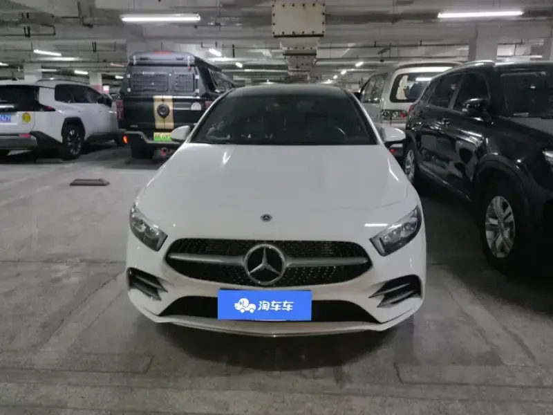 2022 Mercedes-Benz A-Класс с пробегом 26 000 км